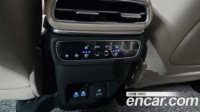 Genesis GV80 2.5T Бензин AWD — Фото автомобиля 19