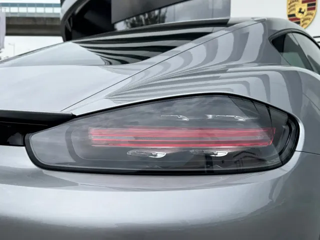 Porsche 718 — Фото автомобиля 9