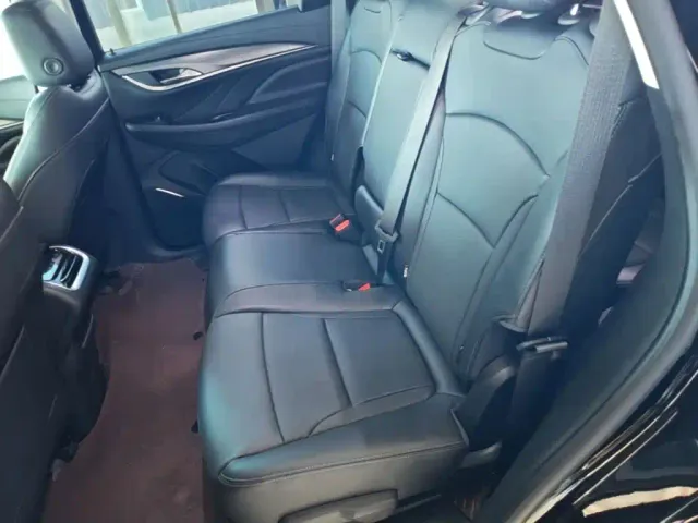 Buick Enclave — Фото автомобиля 16