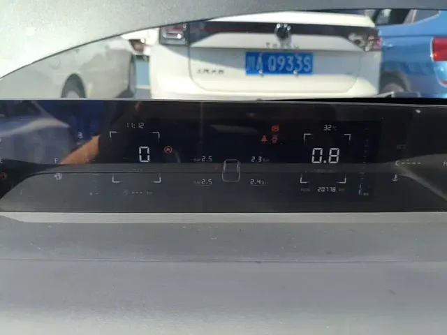 Changan Lamore — Фото автомобиля 11