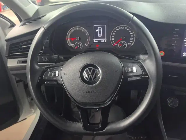 Volkswagen Bora — Фото автомобиля 15