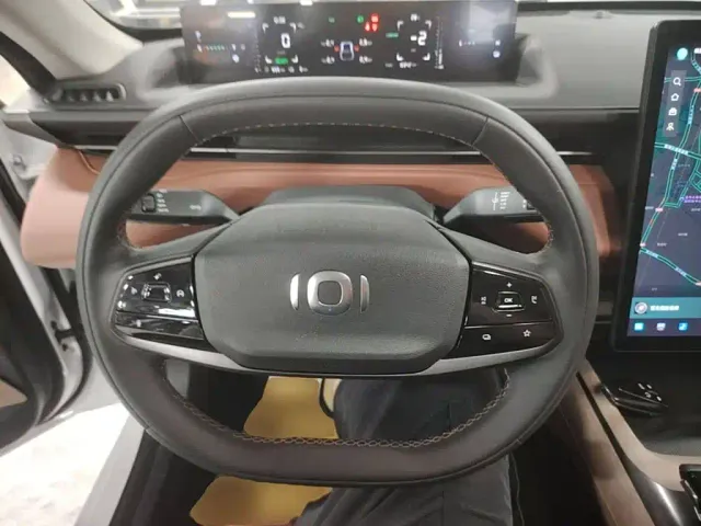 Changan Qiyuan A05 — Фото автомобиля 10