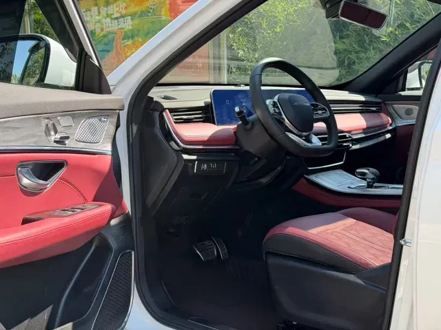 Jetour X70 Plus — Фото автомобиля 8