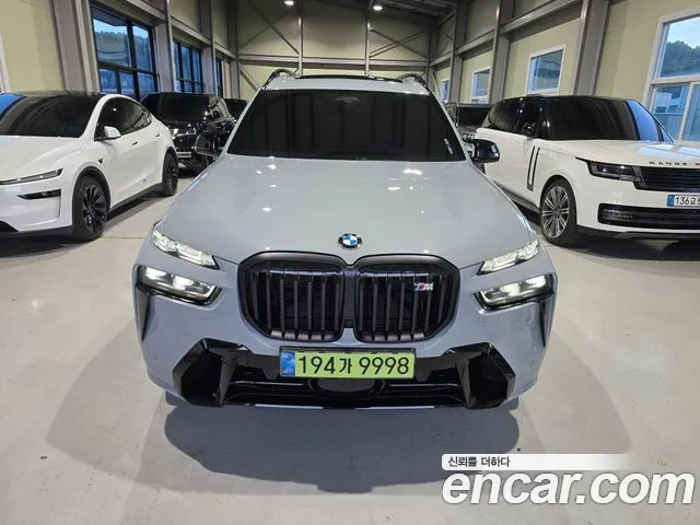 BMW X7 M60i xDrive M Sport 6 мест — Фото автомобиля 2