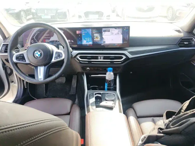 BMW 3 Series — Фото автомобиля 5