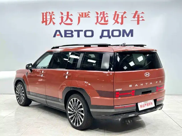 Hyundai Santa Fe — Фото автомобиля 4