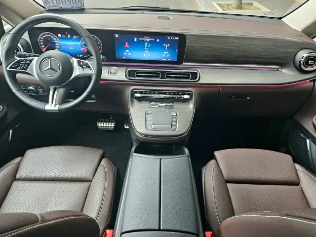 Mercedes-Benz V-Class — Фото автомобиля 7