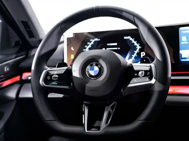 BMW 5 Series — Фото автомобиля 15