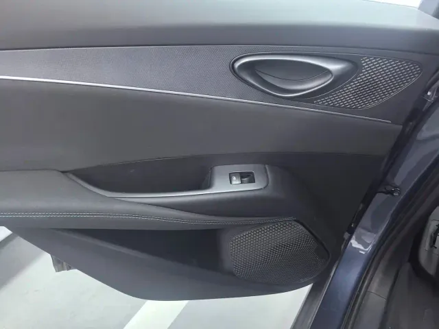 BYD Seal 06 — Фото автомобиля 10