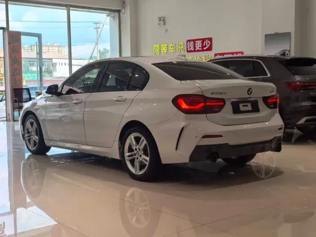 BMW 1 Series — Фото автомобиля 4
