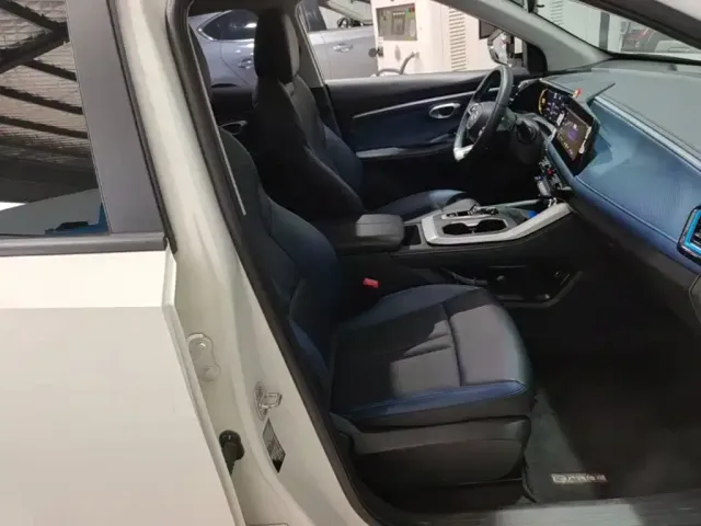 GAC Trumpchi GS3 — Фото автомобиля 24
