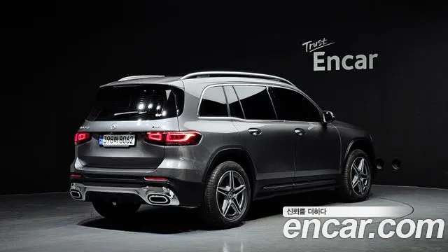 Mercedes-Benz GLB-Class — Фото автомобиля 2