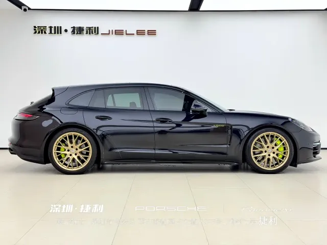 Porsche Panamera — Фото автомобиля 3