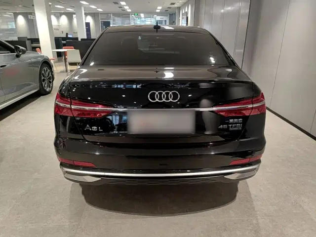 Audi A6L — Фото автомобиля 5