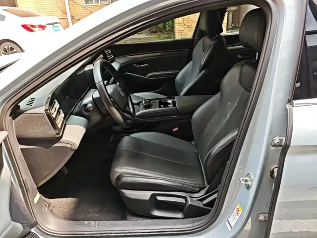 BYD Qin L — Фото автомобиля 14