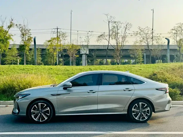 Chery Arrizo 8 — Фото автомобиля 3