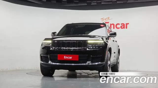 Jeep Cherokee Grand Cherokee(WL) 3.6 Limited — Фото автомобиля 3