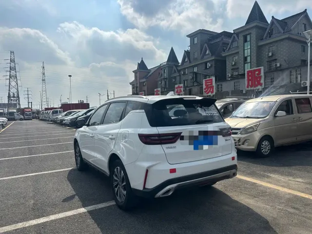 Geely Vision X6 — Фото автомобиля 4