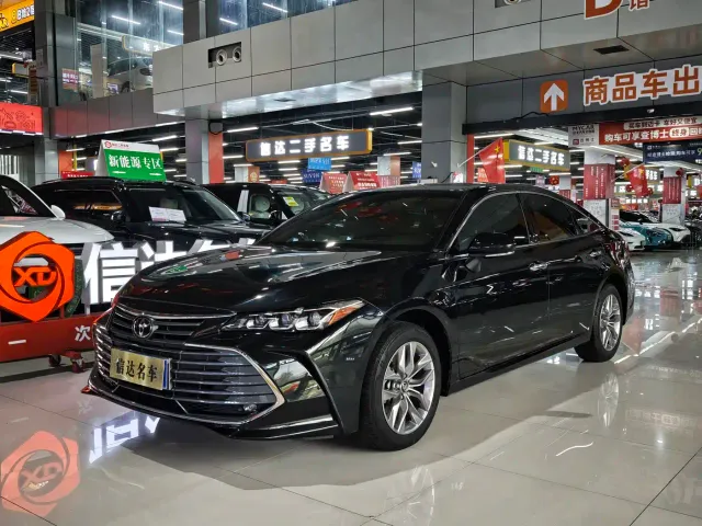 Фотография автомобиля — Toyota Avalon