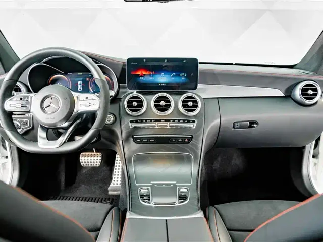 Mercedes-Benz C-Class — Фото автомобиля 12