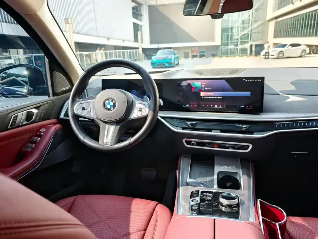 BMW X5 — Фото автомобиля 4