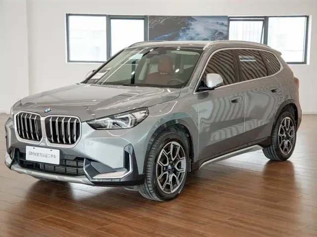 BMW X1 — Фото автомобиля 2