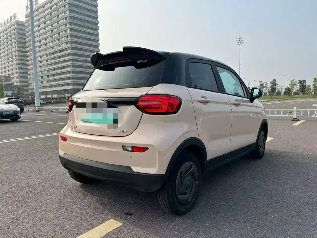 Leapmotor T03 — Фото автомобиля 6