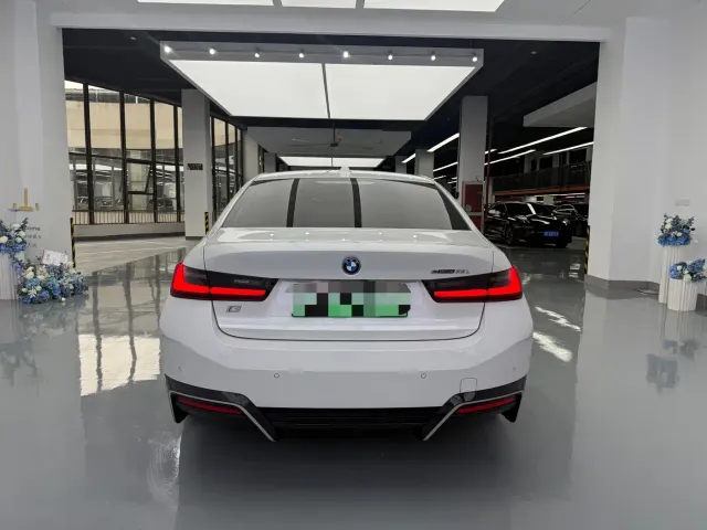 BMW i3 — Фото автомобиля 14