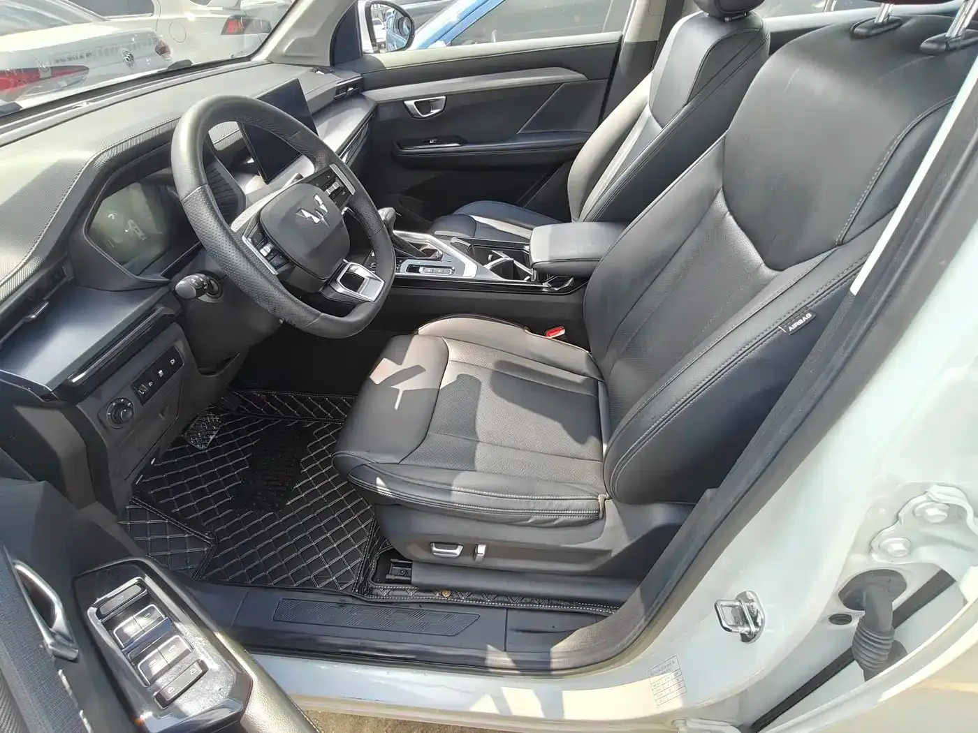 Wuling Motors Wuling Xingchen 2021 1.5T CVT Starlight Edition — Фото автомобиля 4