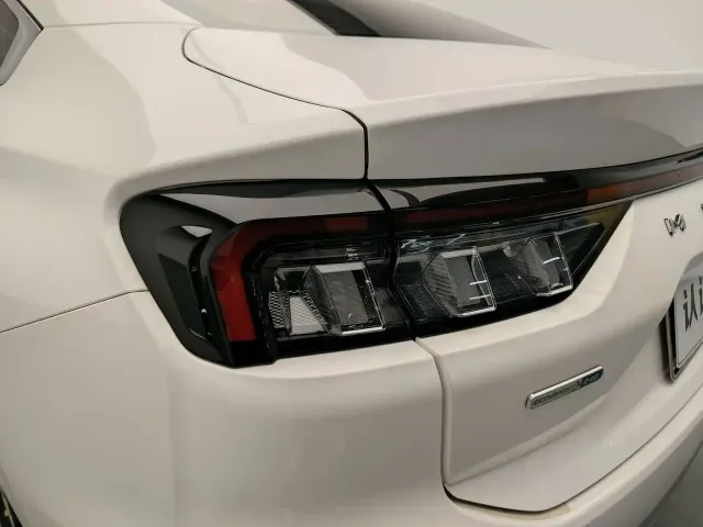 Ford Mondeo — Фото автомобиля 19