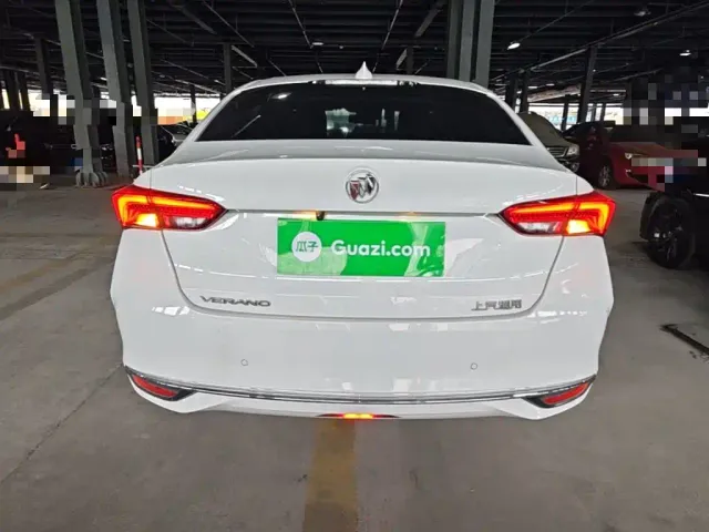 Buick Verano — Фото автомобиля 5