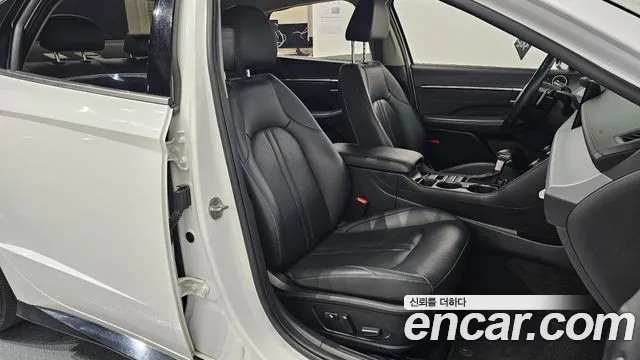Hyundai Sonata Sonata Edge(DN8) 2.0 LPG(Для проката) — Фото автомобиля 12