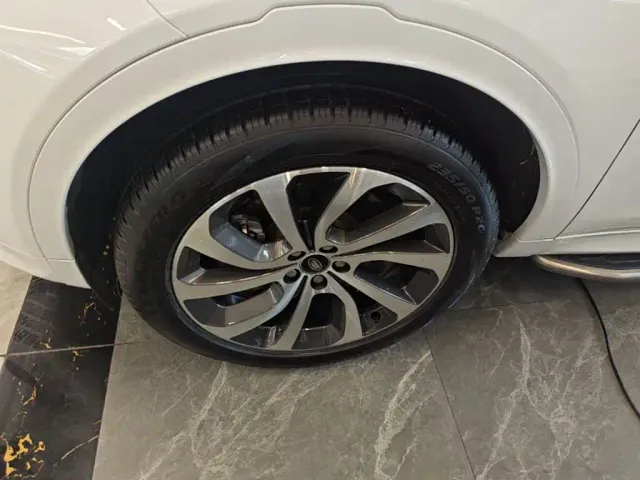Land Rover Discovery Sport — Фото автомобиля 22
