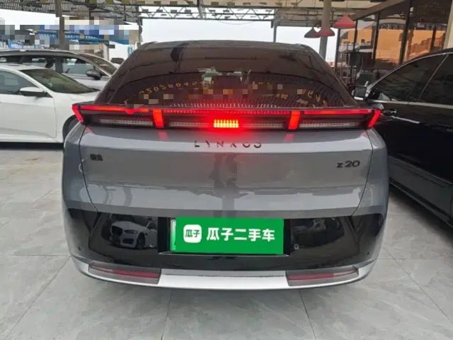 Lynk & Co Z20 — Фото автомобиля 5