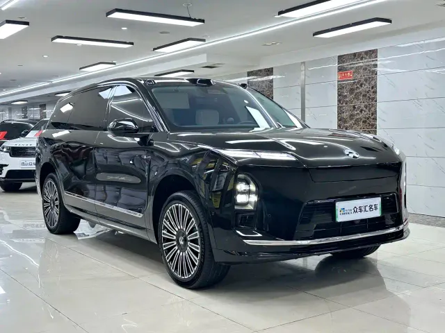 Nio ES8 — Фото автомобиля 3