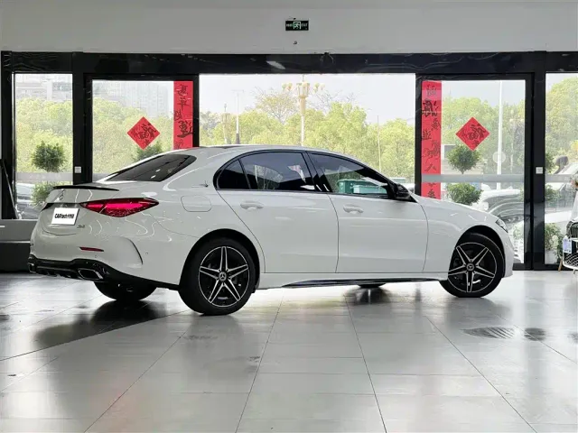 Mercedes-Benz C-Class — Фото автомобиля 6