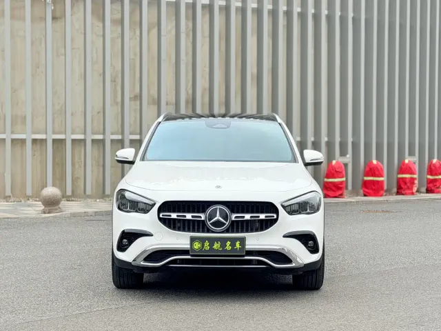 Mercedes-Benz GLA-Class — Фото автомобиля 2
