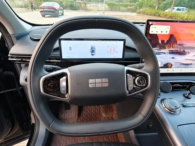 Geely Galaxy E5 — Фото автомобиля 13