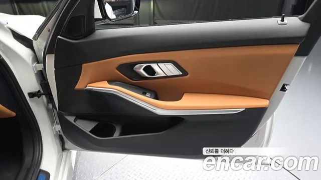 BMW 3-Series 3 серия (G20) — Фото автомобиля 24