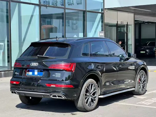 Audi Q5L — Фото автомобиля 8