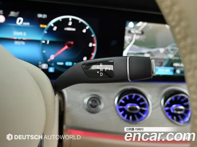 Mercedes-Benz CLS-Class — Фото автомобиля 10