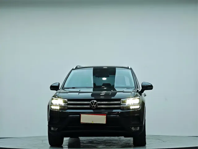 Volkswagen Tharu — Фото автомобиля 2