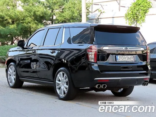 Chevrolet Tahoe — Фото автомобиля 3
