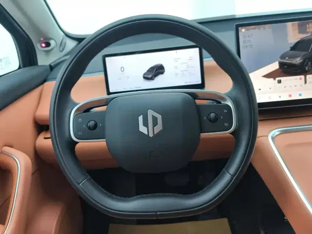 Leapmotor C16 — Фото автомобиля 15