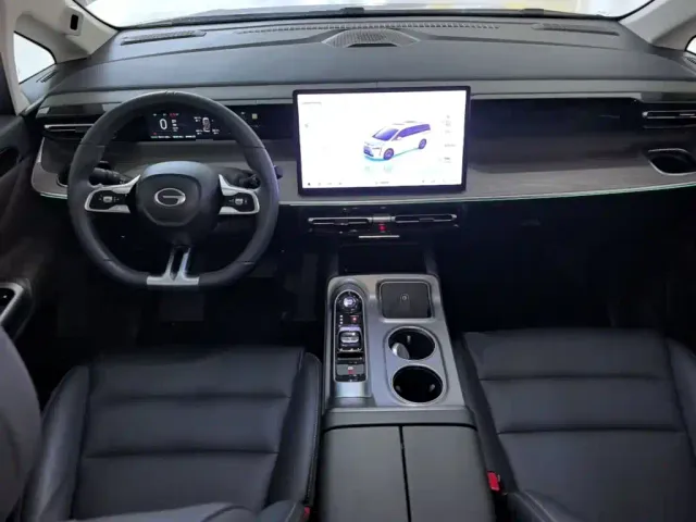 GAC Trumpchi E8 — Фото автомобиля 9