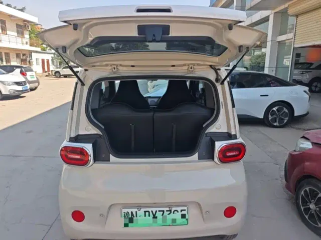 Wuling Hongguang Mini EV — Фото автомобиля 18