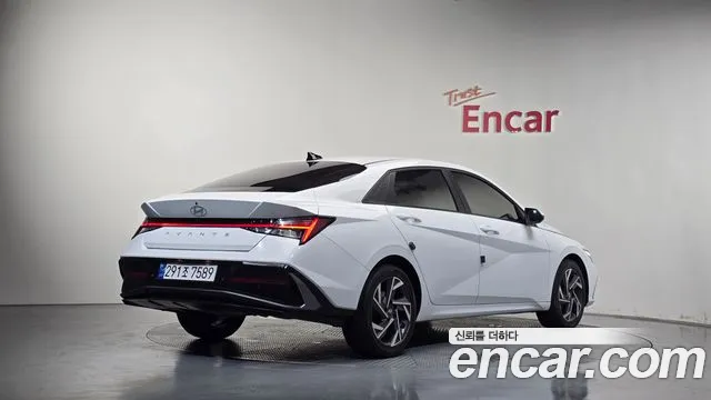 Hyundai AVANTE Новый Avante (CN7) — Фото автомобиля 2