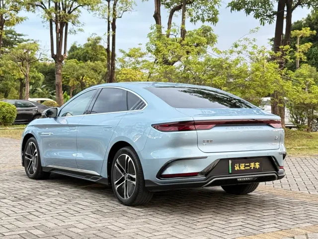 BYD Han — Фото автомобиля 18