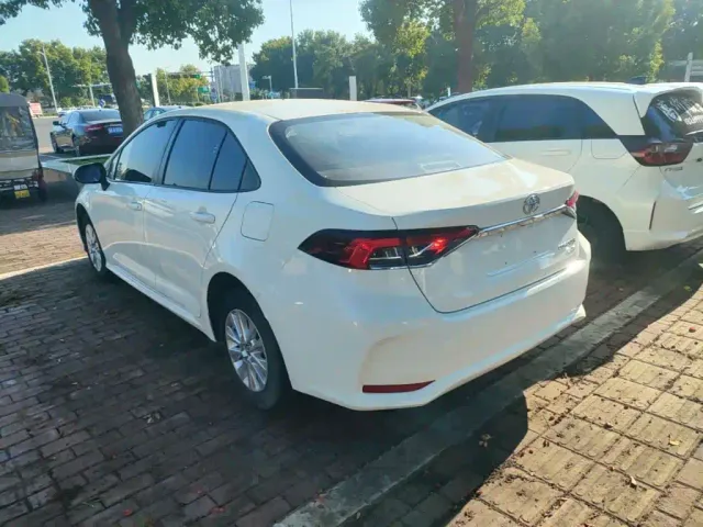 Toyota Corolla — Фото автомобиля 23