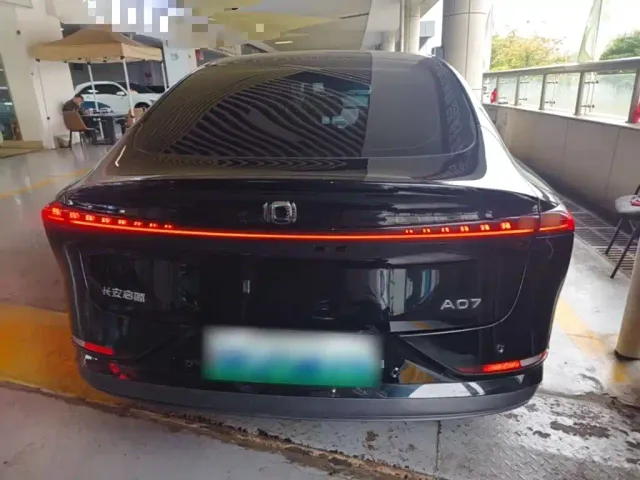 Changan Qiyuan A07 — Фото автомобиля 5